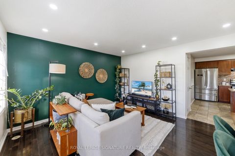 Photo 12 at 3113 Stornoway Circle, BC Bronte Creek, Oakville