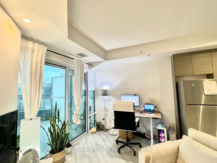 Photo 5 at 355 - 621 Sheppard Avenue E, Bayview Village, Toronto