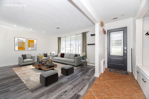 Photo 2 at 115 PARKWAY Avenue, Bowmanville, Clarington