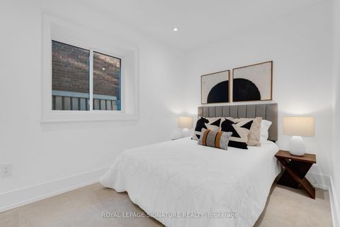 Photo 44 at 24 Elmsdale Road, East York, Toronto