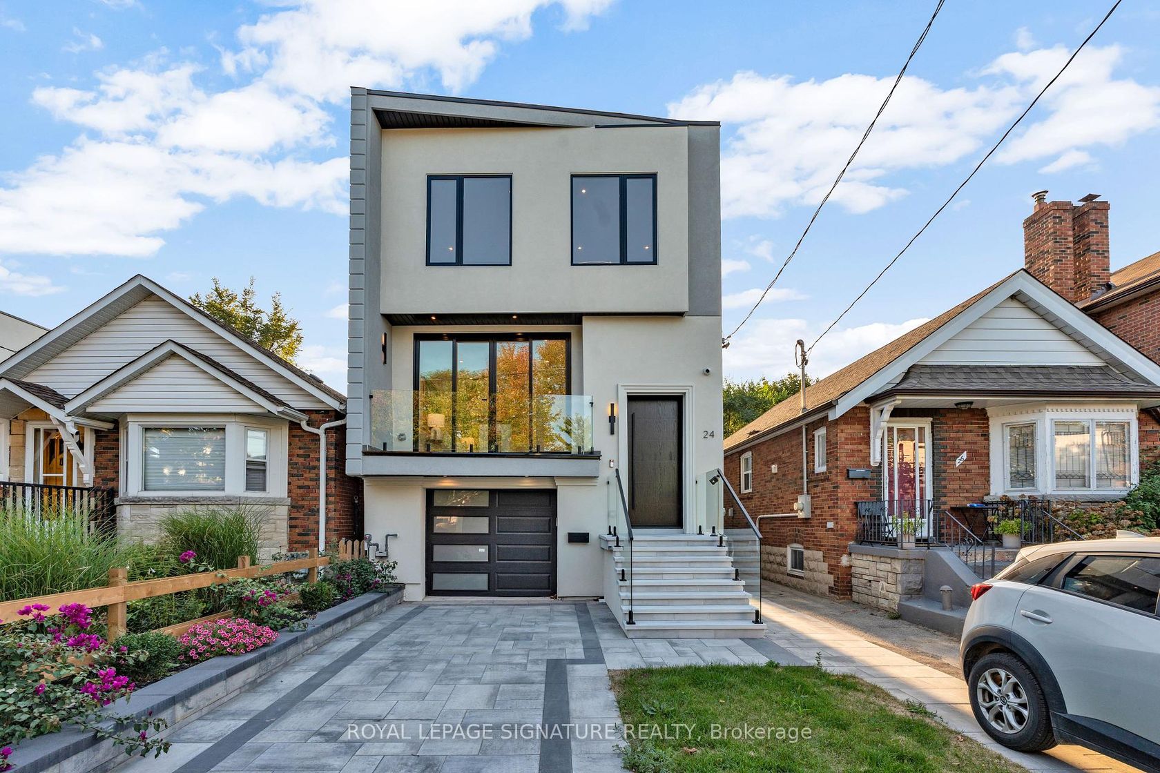 24 Elmsdale Road, East York, Toronto 