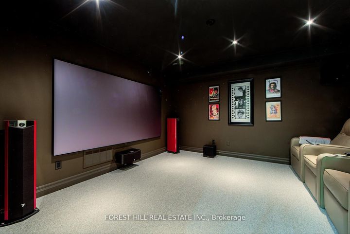 Photo 38 at 42 Aldershot Crescent, Windfields, Toronto