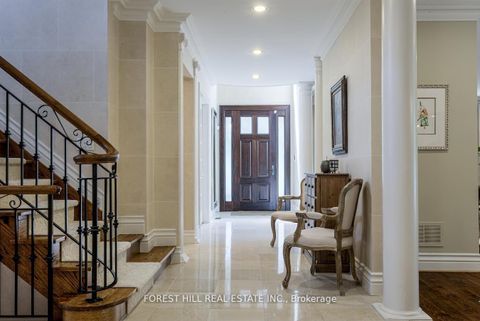 Photo 1 at 42 Aldershot Crescent, Windfields, Toronto