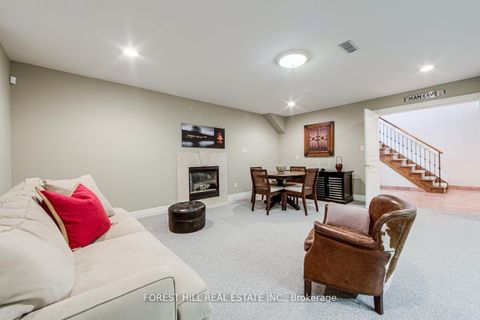 Photo 36 at 42 Aldershot Crescent, Windfields, Toronto