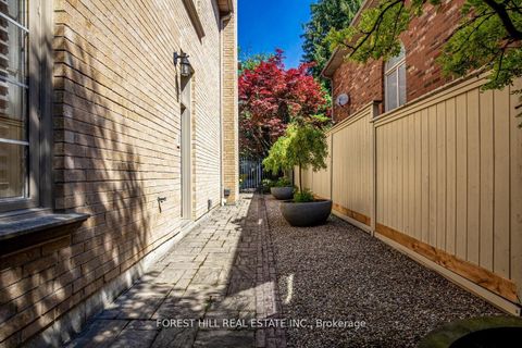Photo 47 at 42 Aldershot Crescent, Windfields, Toronto