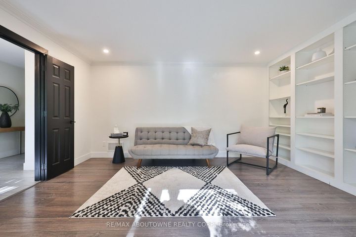 Photo 7 at 1131 Carol Street, Brant, Burlington