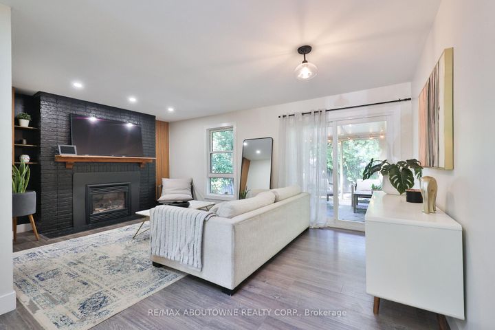 Photo 15 at 1131 Carol Street, Brant, Burlington