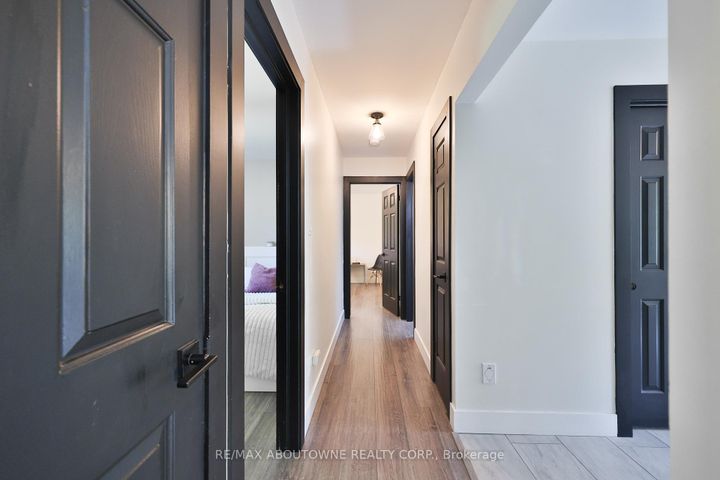 Photo 18 at 1131 Carol Street, Brant, Burlington