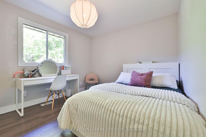 Photo 19 at 1131 Carol Street, Brant, Burlington