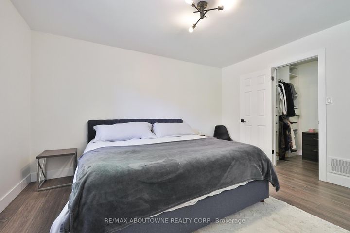 Photo 24 at 1131 Carol Street, Brant, Burlington