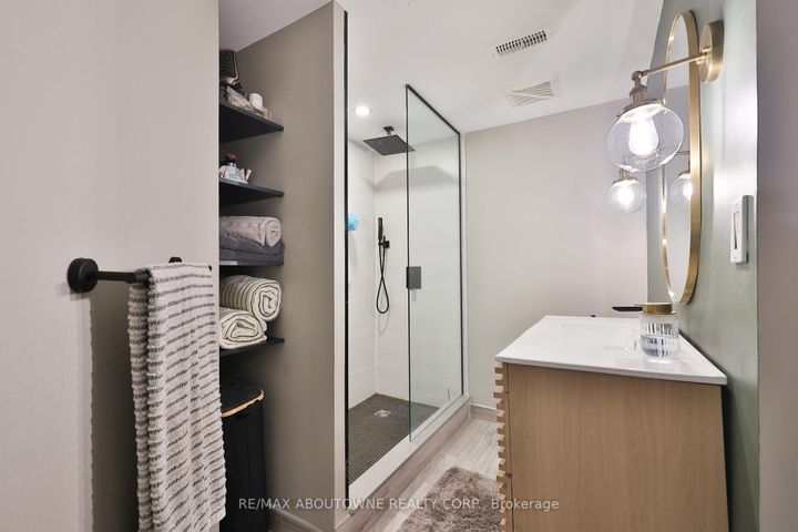 Photo 35 at 1131 Carol Street, Brant, Burlington