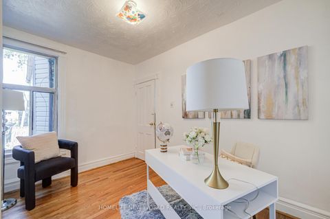 Photo 21 at 726 Adelaide Street W, Niagara, Toronto