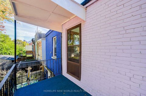 Photo 28 at 726 Adelaide Street W, Niagara, Toronto