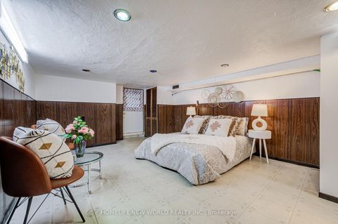 Photo 34 at 726 Adelaide Street W, Niagara, Toronto