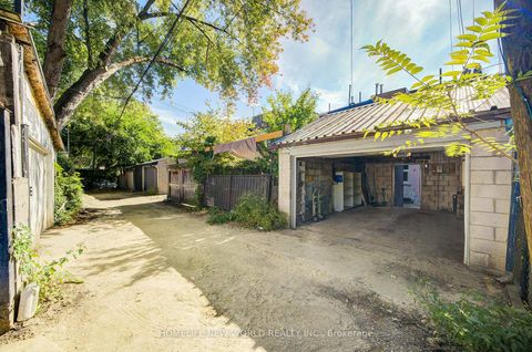 Photo 47 at 726 Adelaide Street W, Niagara, Toronto
