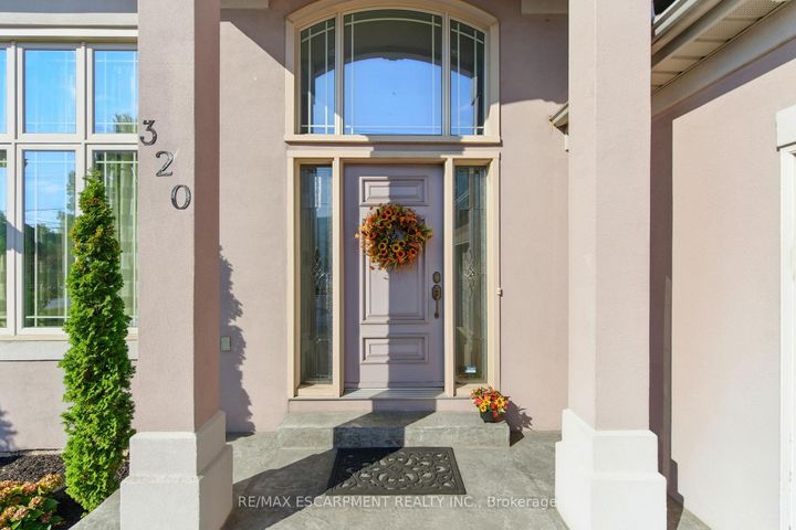 Photo 3 at 320 Fiddler's Green Road, Ancaster, Hamilton