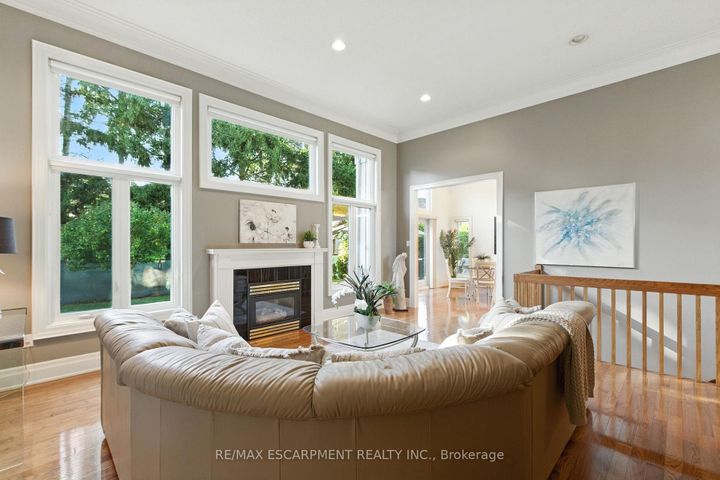 Photo 12 at 320 Fiddler's Green Road, Ancaster, Hamilton