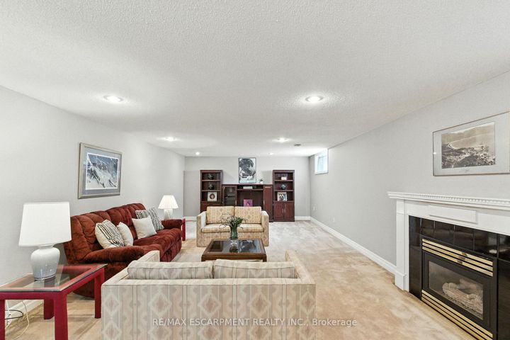 Photo 36 at 320 Fiddler's Green Road, Ancaster, Hamilton