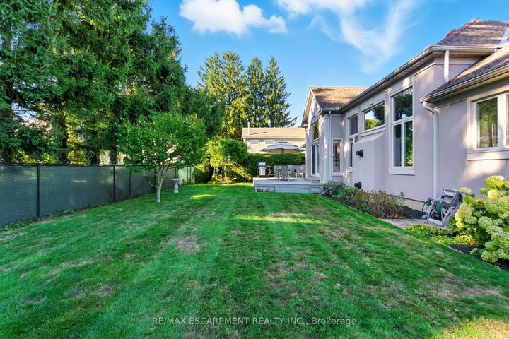 Photo 40 at 320 Fiddler's Green Road, Ancaster, Hamilton
