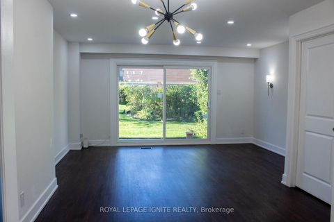 Photo 7 at 32 - 23 Tealham Drive, Clairville, Toronto