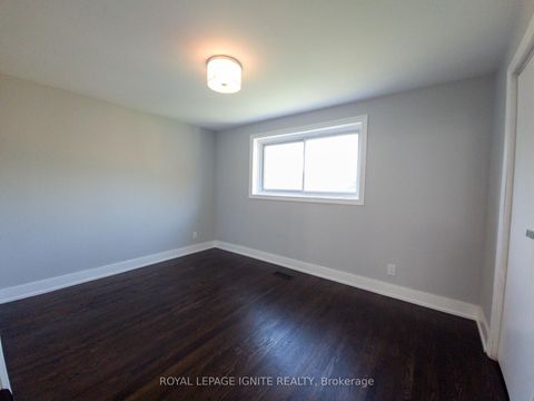Photo 12 at 32 - 23 Tealham Drive, Clairville, Toronto