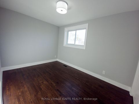 Photo 14 at 32 - 23 Tealham Drive, Clairville, Toronto