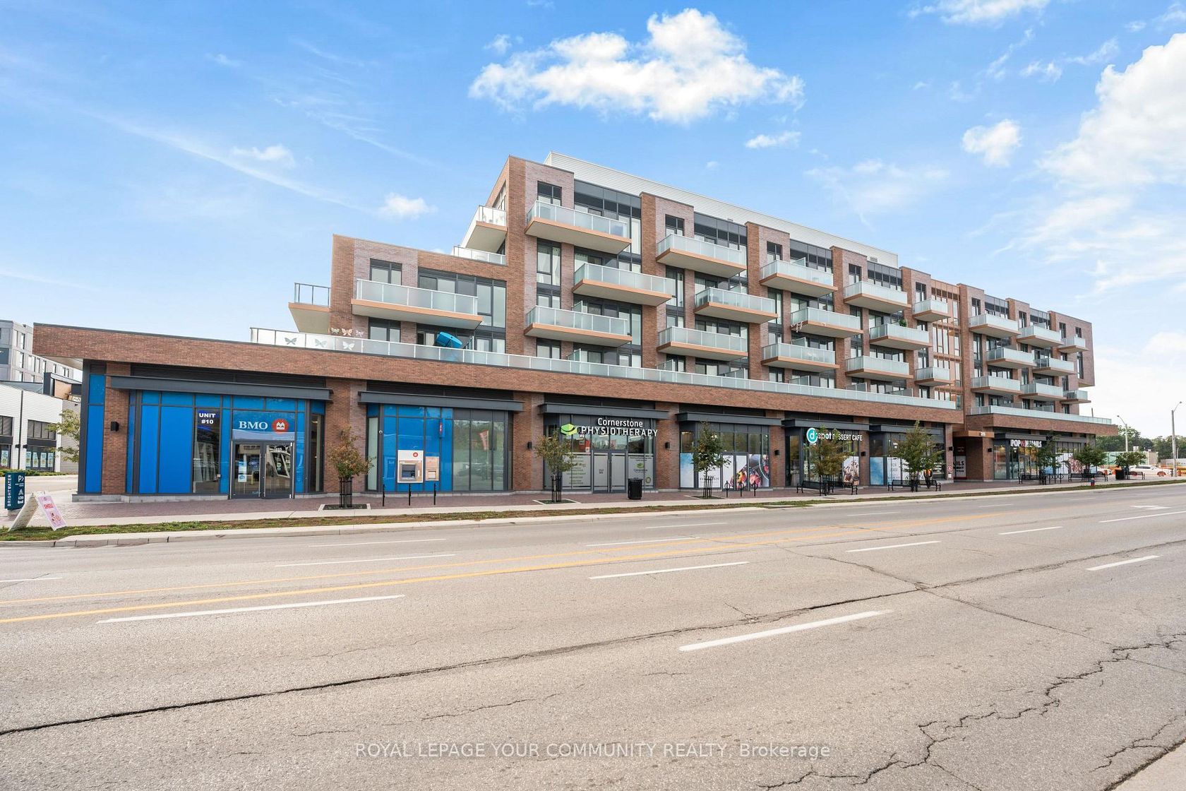 215 Lakeshore Road W, Port Credit, Mississauga 