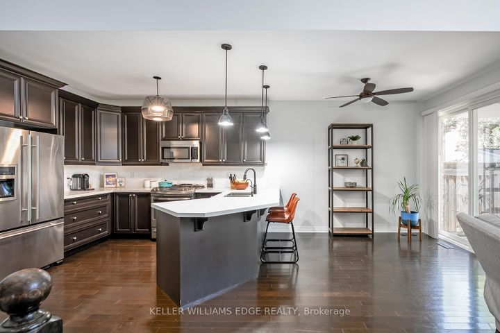 Photo 11 at 3327 Skipton Lane, BC Bronte Creek, Oakville