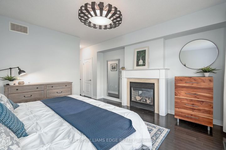 Photo 20 at 3327 Skipton Lane, BC Bronte Creek, Oakville
