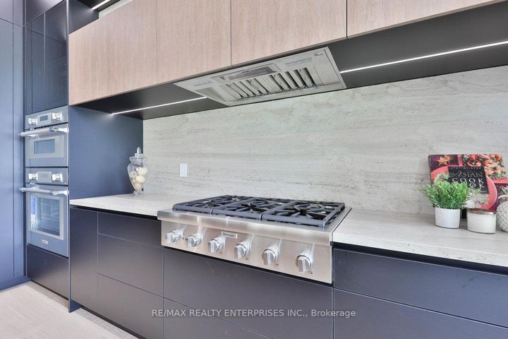 Photo 14 at 1349 Melton Drive, Lakeview, Mississauga