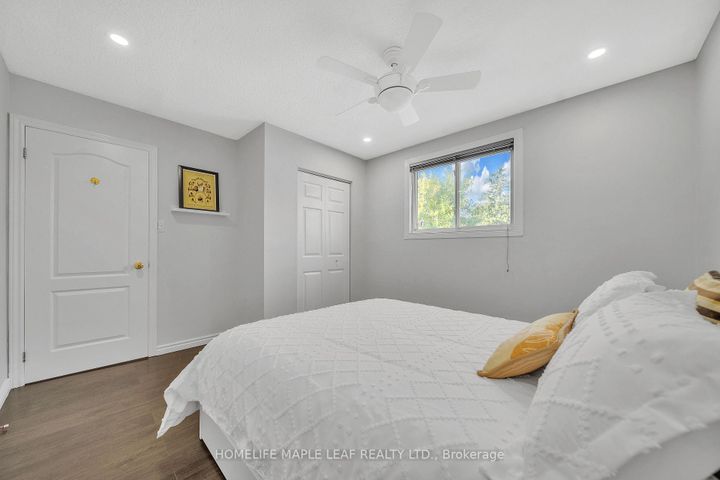 Photo 18 at 4 Lisa Court, Lawfield, Hamilton