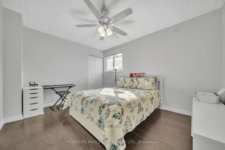 Photo 23 at 4 Lisa Court, Lawfield, Hamilton