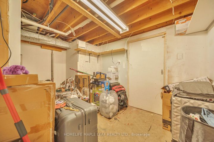 Photo 36 at 4 Lisa Court, Lawfield, Hamilton