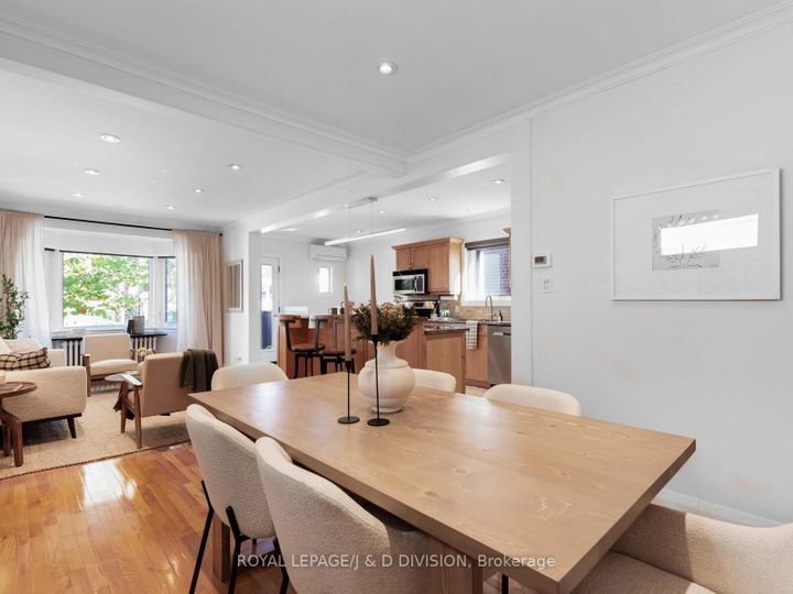 Photo 5 at 479 Ridelle Avenue, Belgravia, Toronto