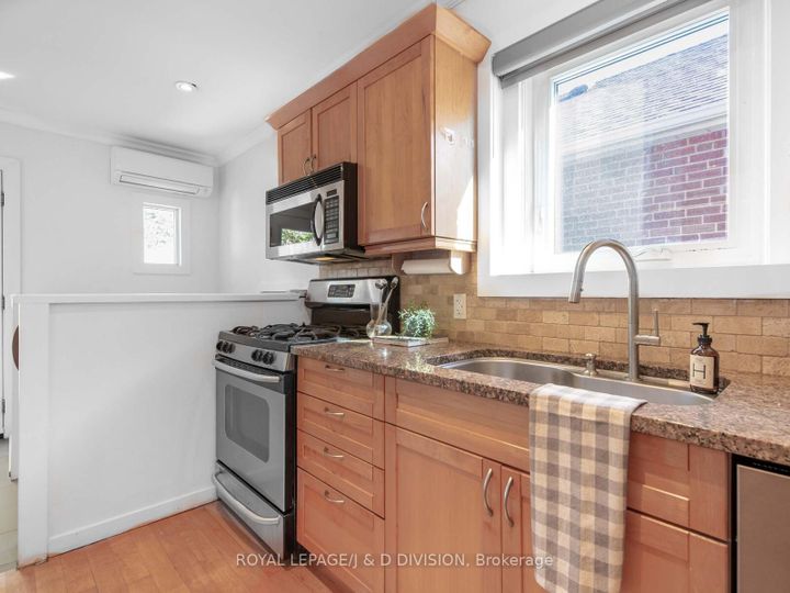 Photo 7 at 479 Ridelle Avenue, Belgravia, Toronto