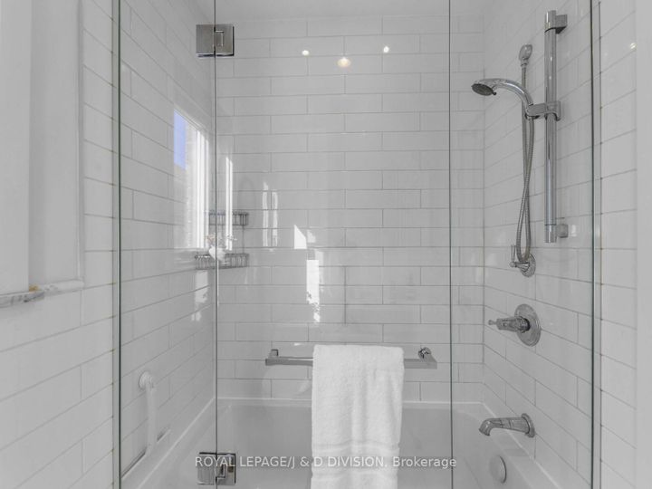 Photo 15 at 479 Ridelle Avenue, Belgravia, Toronto