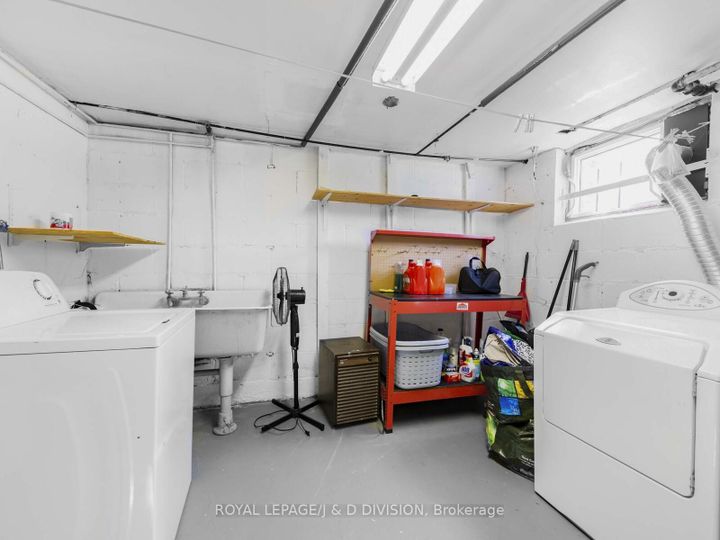 Photo 22 at 479 Ridelle Avenue, Belgravia, Toronto