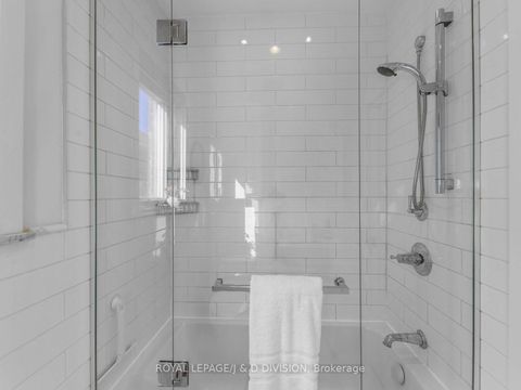 Photo 15 at 479 Ridelle Avenue, Belgravia, Toronto