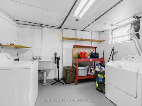 Photo 22 at 479 Ridelle Avenue, Belgravia, Toronto