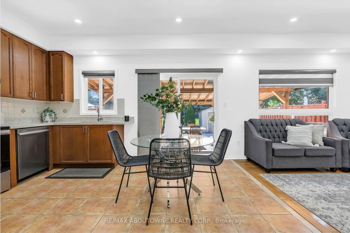Photo 6 at 7 Rockrose Drive, Wellington, Brampton