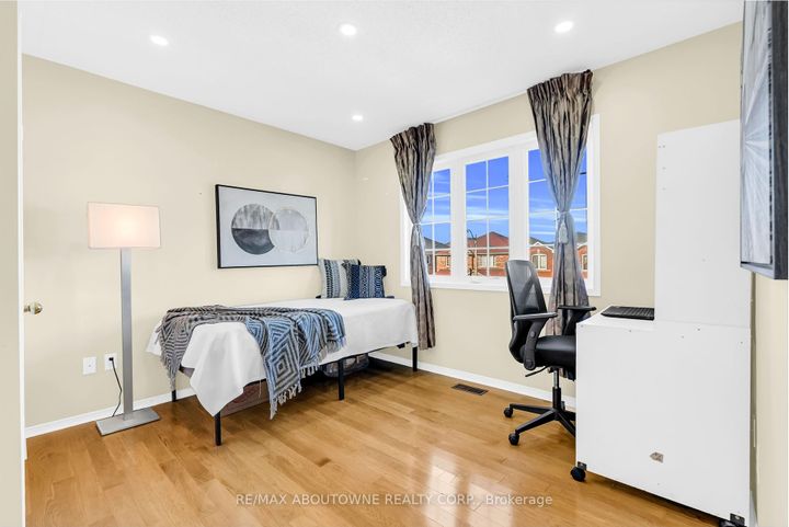 Photo 27 at 7 Rockrose Drive, Wellington, Brampton