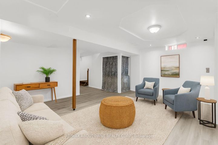 Photo 35 at 7 Rockrose Drive, Wellington, Brampton