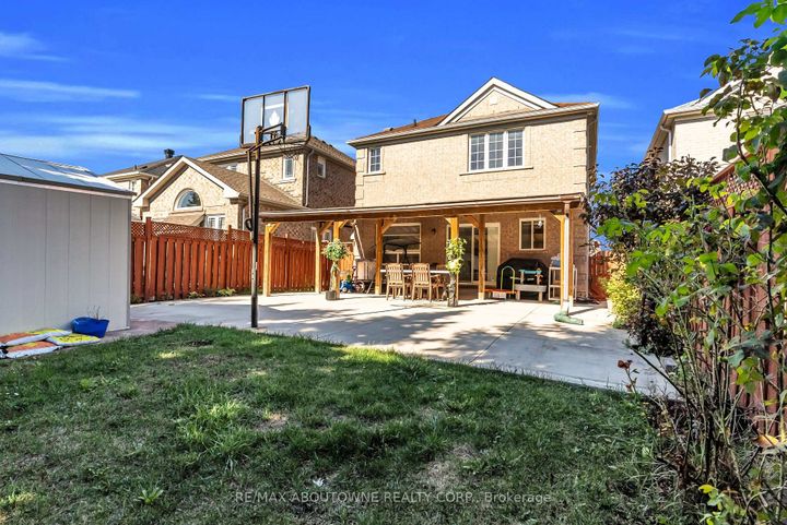 Photo 40 at 7 Rockrose Drive, Wellington, Brampton