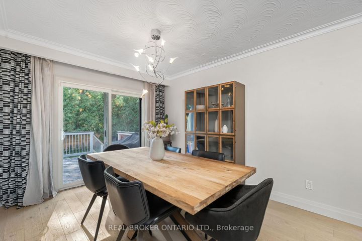 Photo 8 at 240 Rosemar Gardens, Mill Pond, Richmond Hill