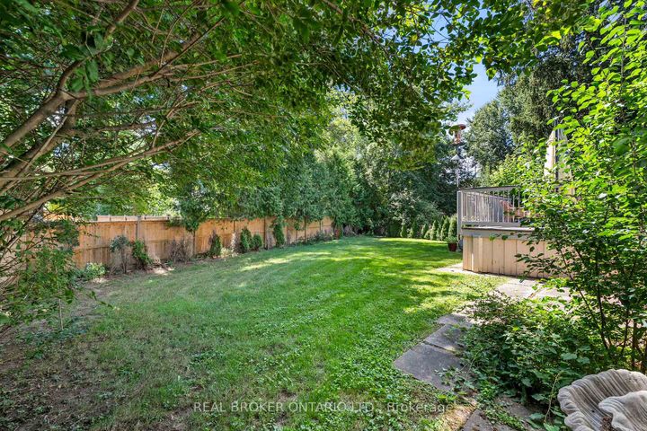 Photo 25 at 240 Rosemar Gardens, Mill Pond, Richmond Hill