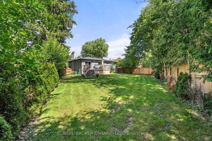 Photo 27 at 240 Rosemar Gardens, Mill Pond, Richmond Hill