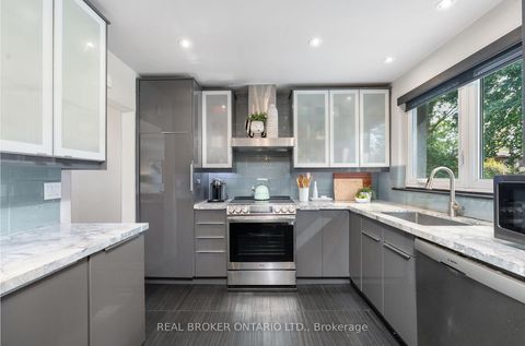 Photo 10 at 240 Rosemar Gardens, Mill Pond, Richmond Hill