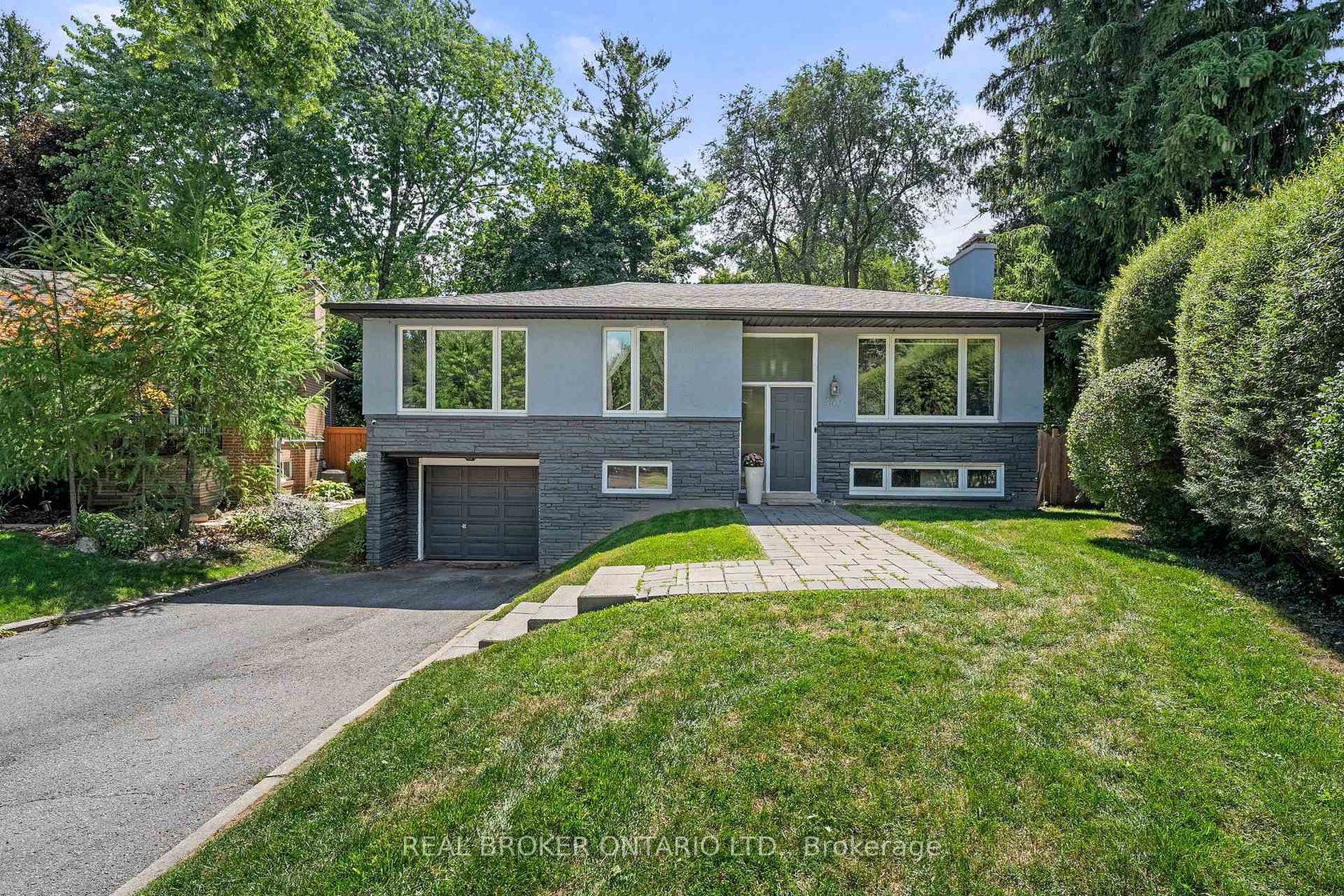 240 Rosemar Gardens, Mill Pond, Richmond Hill 2
