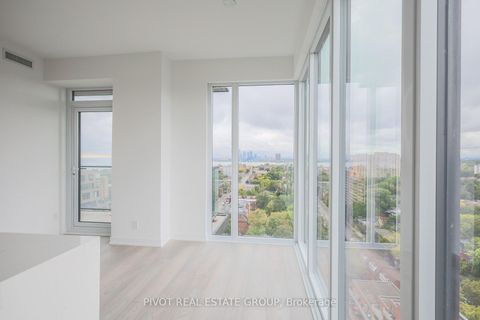 Photo 6 at 1508 - 285 Dufferin Street, South Parkdale, Toronto Photo 6 at 1508 - 285 Dufferin Street, South Parkdale, Toronto