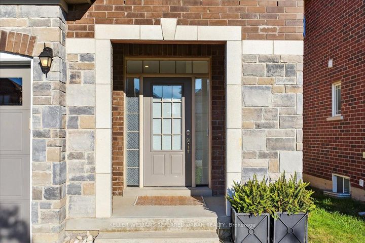 Photo 3 at 431 Rita's Avenue, Summerhill Estates, Newmarket